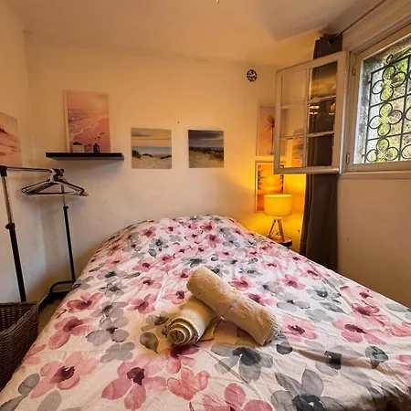 Apartment Rez-de-villa - Piscine Chauffee & Jardin- Salon Avec Canape Lit, Cuisine Et 2 *
